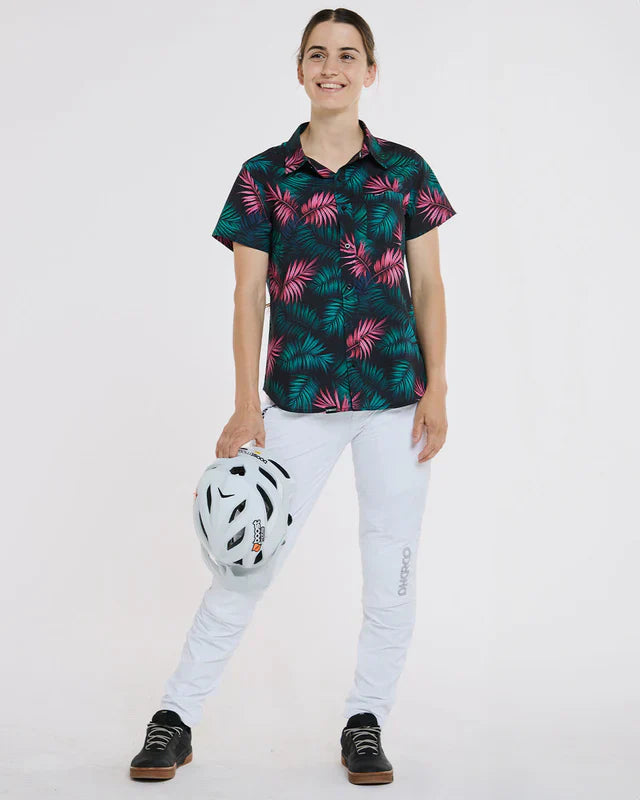 חולצת רכיבה קצרה נשים Tech Party l Dark Fern - DHaRCO