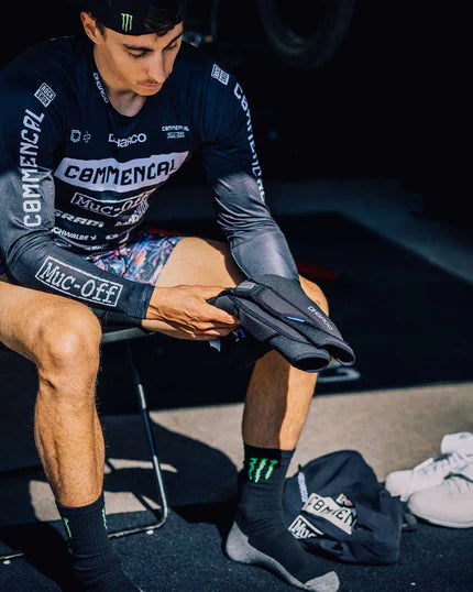 מגן ברכיים ילדים DHaRCO DH Jr - DHaRCO