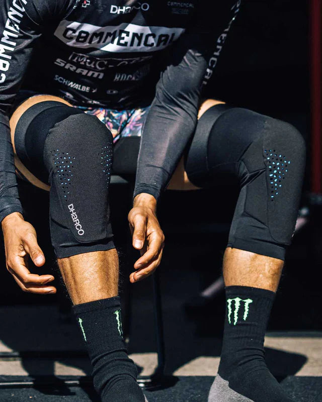 מגן ברכיים DHaRCO Gravity - DHaRCO