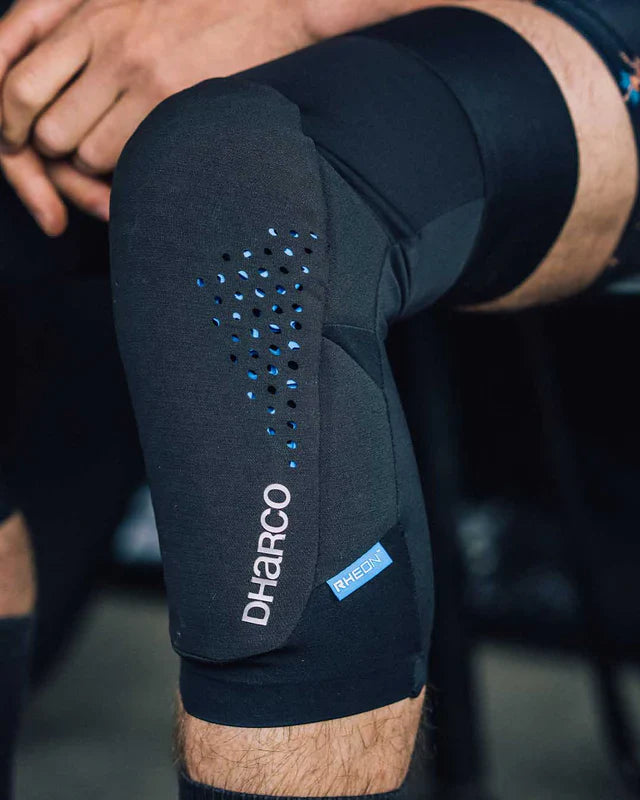 מגן ברכיים DHaRCO Gravity - DHaRCO