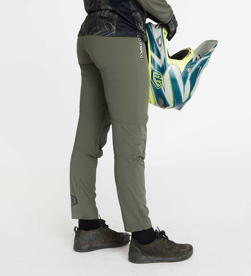 Women’s Gravity Pants CAMO - Team GORIDE
