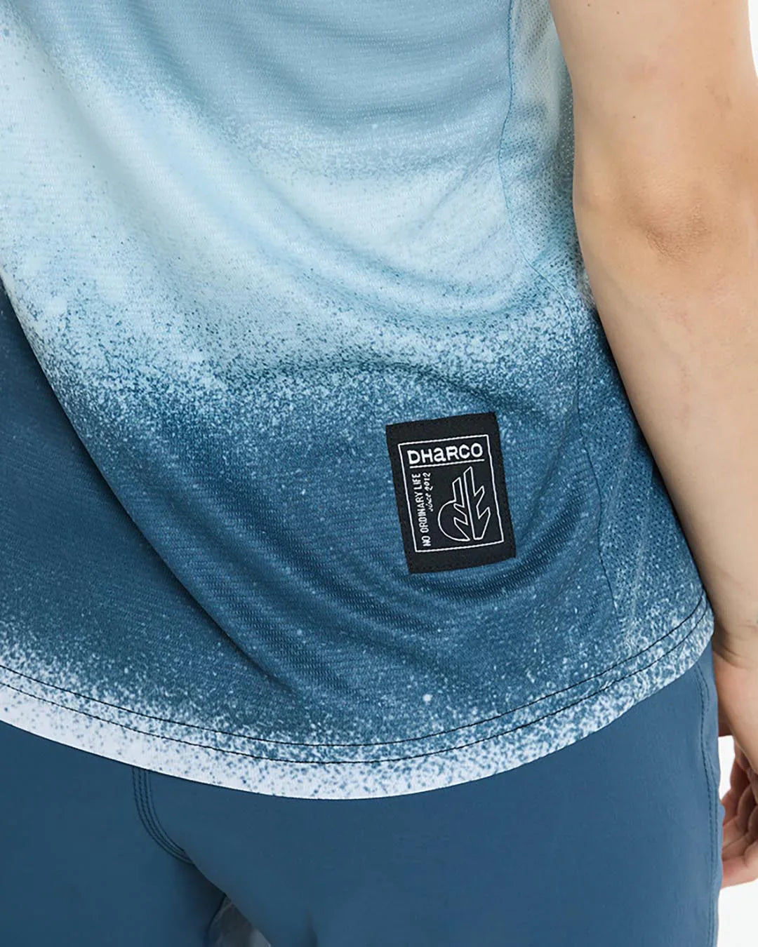 חולצת רכיבה קצרה נשים | Shore - DHaRCO